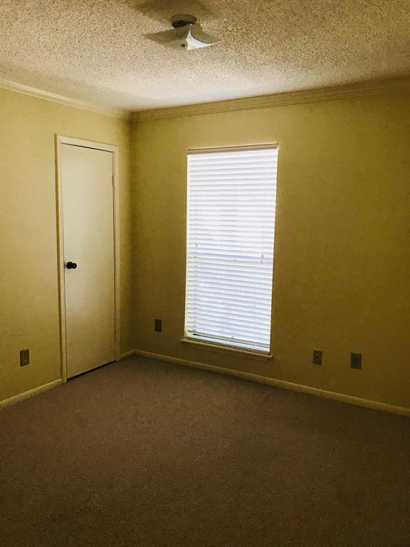 Building Photo - 1900 Bay Area Blvd