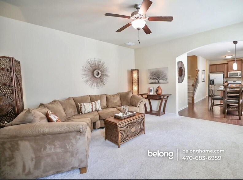 Building Photo - 206 Manous Way