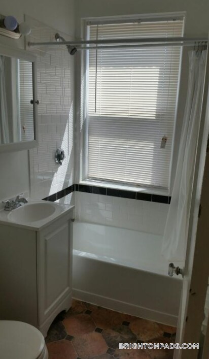 Building Photo - 1615 Commonwealth Ave