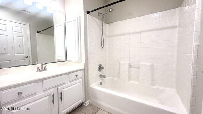 Building Photo - 4721 E Catbrier Ct