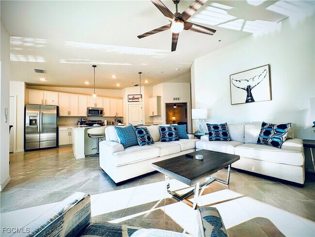 Building Photo - 15155 Bluffton Ln