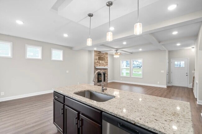 Building Photo - 2417 Bucklin Dr