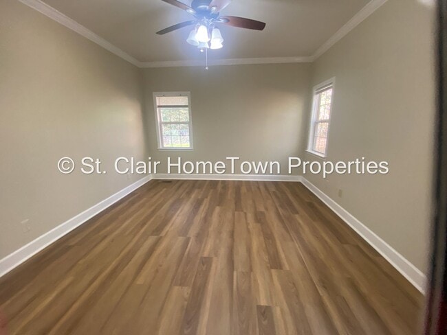 Building Photo - Great Family Home