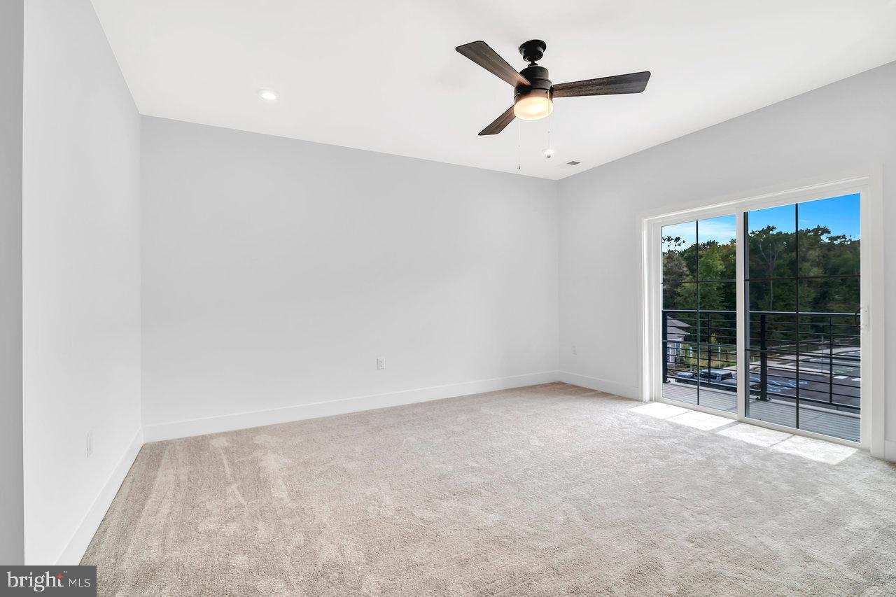 Building Photo - 10208 Donatello Dr