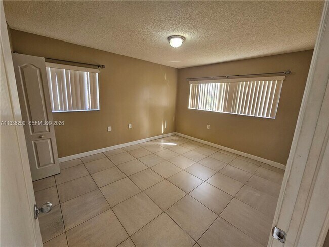 Building Photo - 19760 SW 103rd Ct