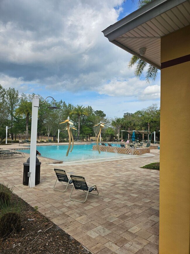 Building Photo - Victoria Park 3 Bedroom Home in Deland