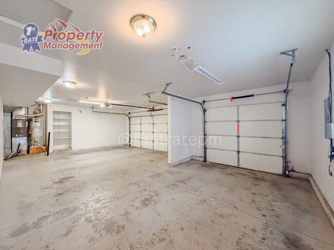 Building Photo - 1923 N Tyra Ave