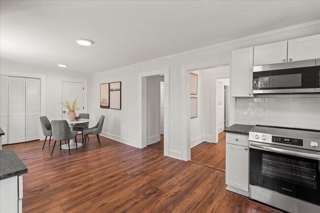 Building Photo - There is a Wow Factor in this Fully Renova...