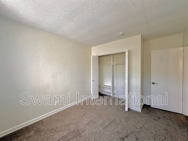 Building Photo - 1820 Avenida Estudiante