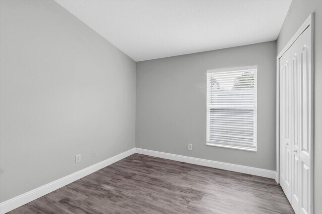 Building Photo - Spacious Renovated 4-Bedroom Home in Land O’ Lakes Near Veterans Expressway
