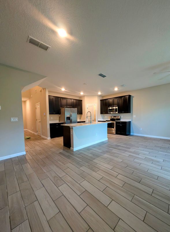 Building Photo - 10305 Alder Creek Ln