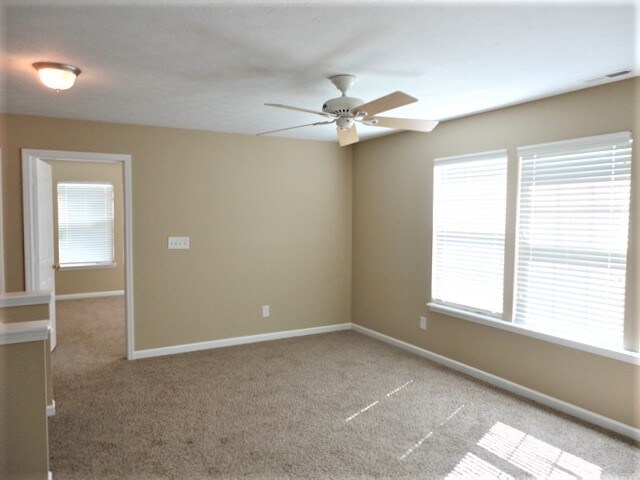 Building Photo - 5780 W Port Dr