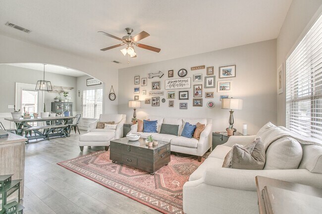 Building Photo - Lovely rental home in Murfreesboro!