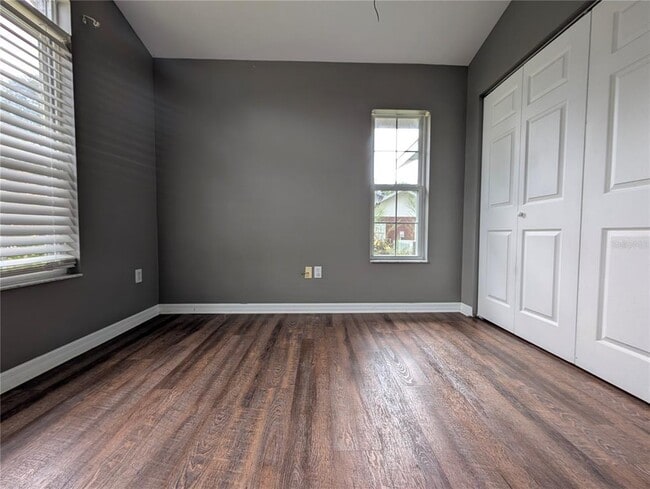 Building Photo - 138 SW Gremlin Way