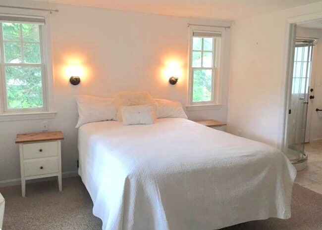 Building Photo - 2 Wildflower Ln