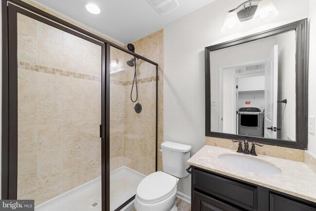 Building Photo - 42 Sundance Dr