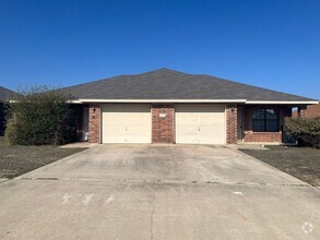 Building Photo - 4505 John David Dr