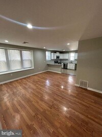 Building Photo - 1311 S 52nd St