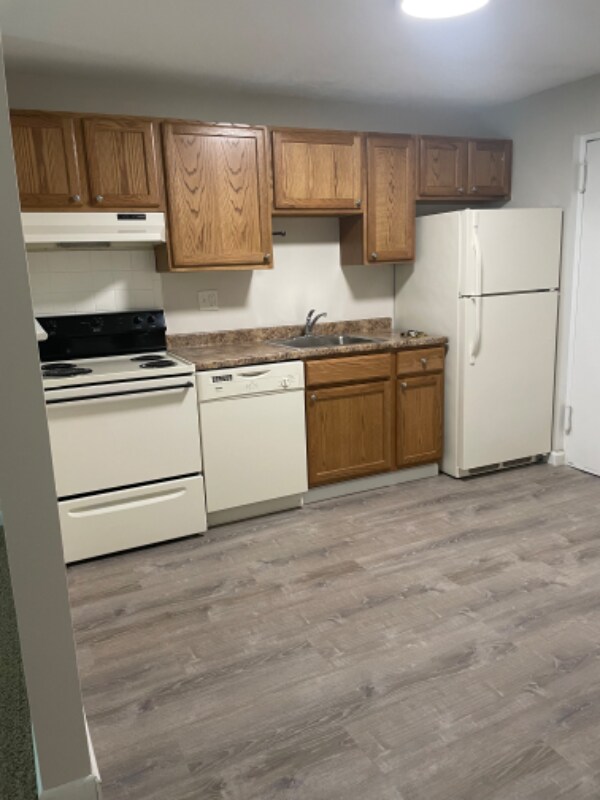 Building Photo - 47-147 Princeton St