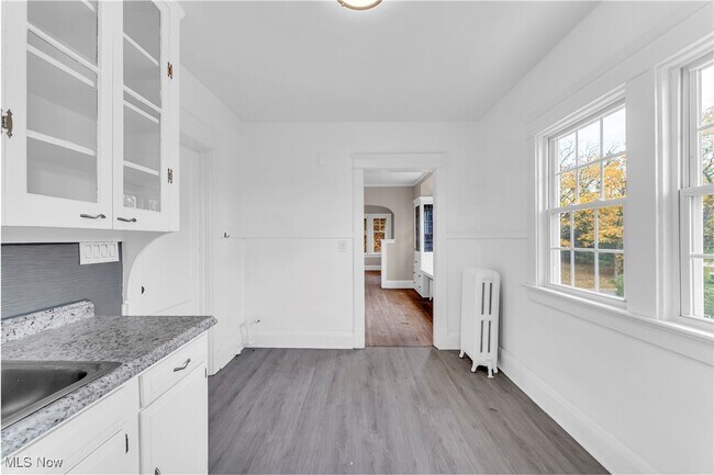 Building Photo - 4654 E 93rd St