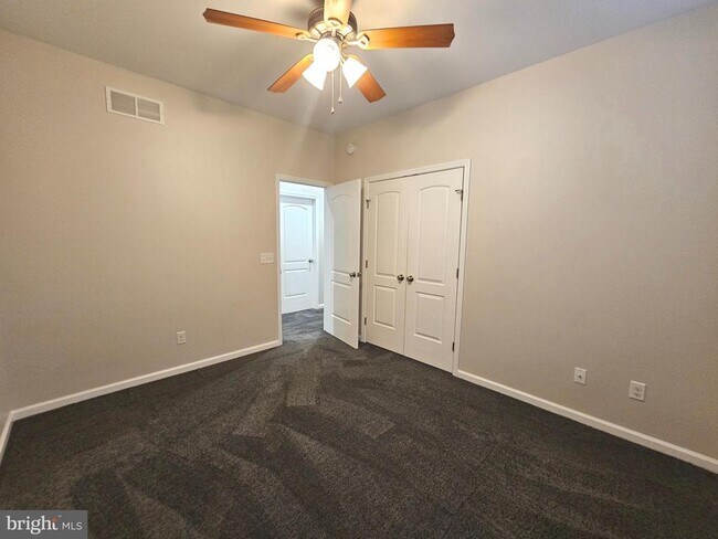 Building Photo - 270 Waterway Dr