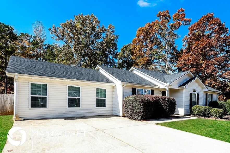 Building Photo - 18 Thorn Thicket Ct