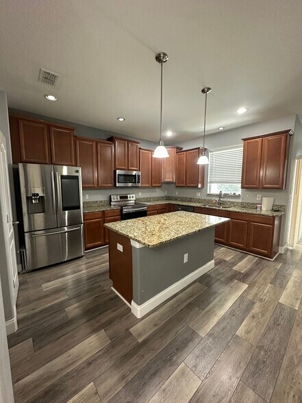 Building Photo - 15613 Mallard Rise Loop