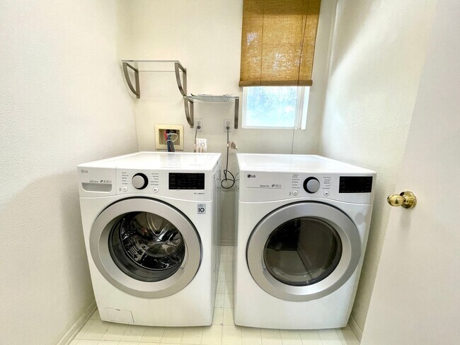 Building Photo - 4907 Wheelhouse Dr