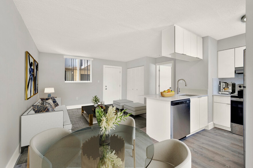 Building Photo - Rue Granville Apartments