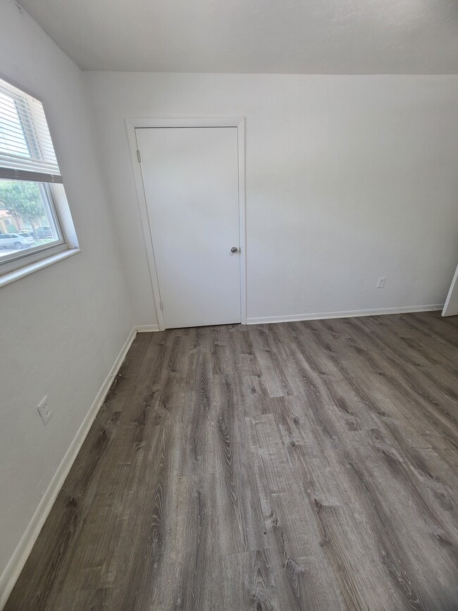 Building Photo - 3202 SW 26 Way