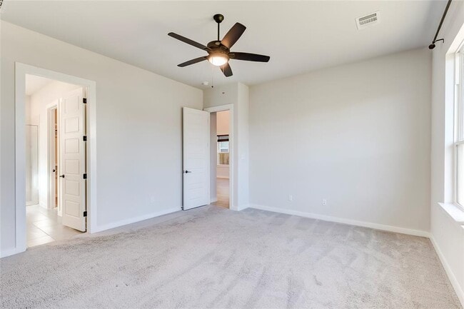 Building Photo - 129 Cotton Tree Ter