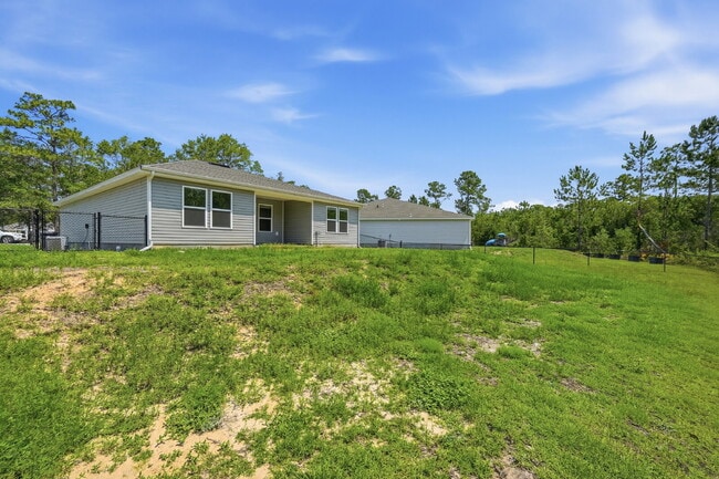 Building Photo - New community! Three bedrooms, two bathrooms and ready for you to move into!