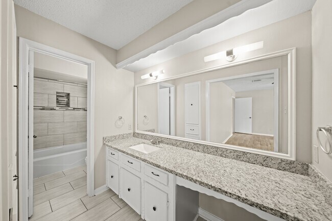 Building Photo - 1123 Marne Ln