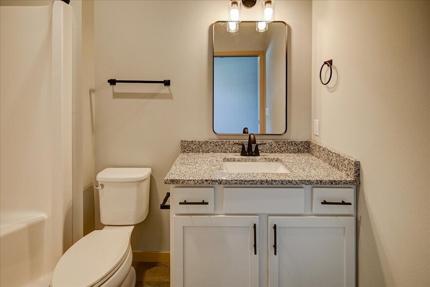 Building Photo - 4831 Suelo Rd