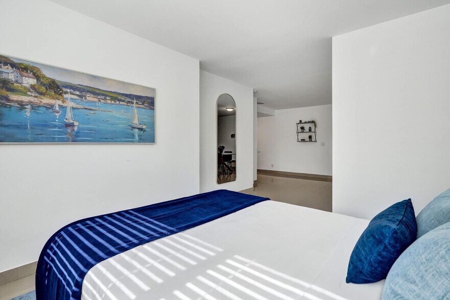 Building Photo - 905 N Federal Hwy