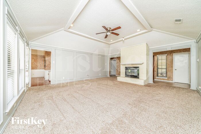 Building Photo - 3007 Harbor Dr
