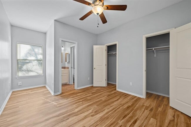 Building Photo - 2906 Pearl St