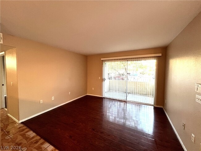 Building Photo - 5710 E Tropicana Ave