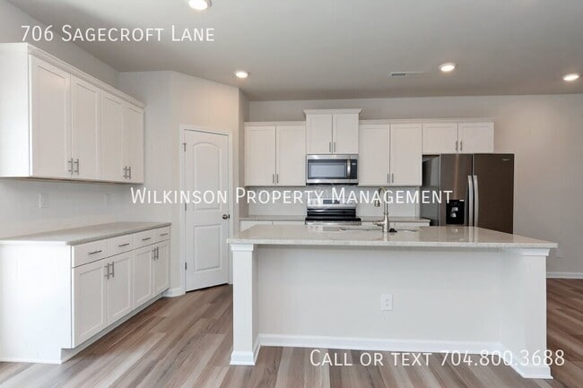 Building Photo - 706 Sagecroft Ln