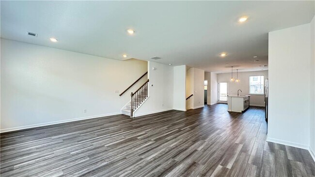 Building Photo - 55 Peeples Dr