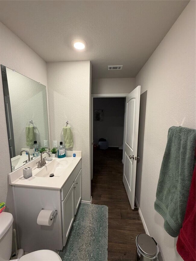 Building Photo - 5708 Berriweather Dr