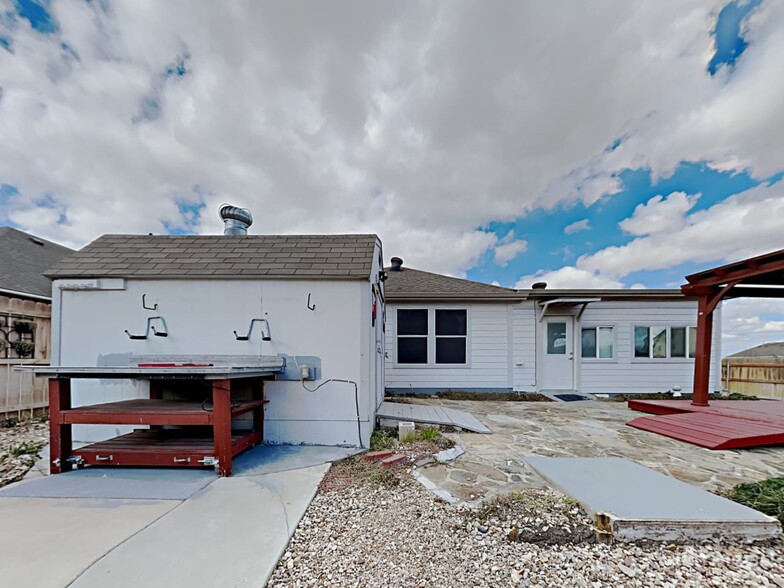 Building Photo - 1240 Estival Dr