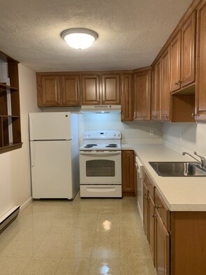 Building Photo - 1 Viking Ct