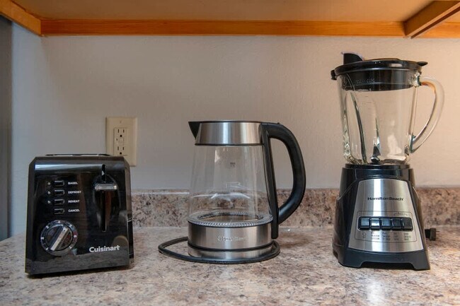 Building Photo - 4845 W 73rd Ave