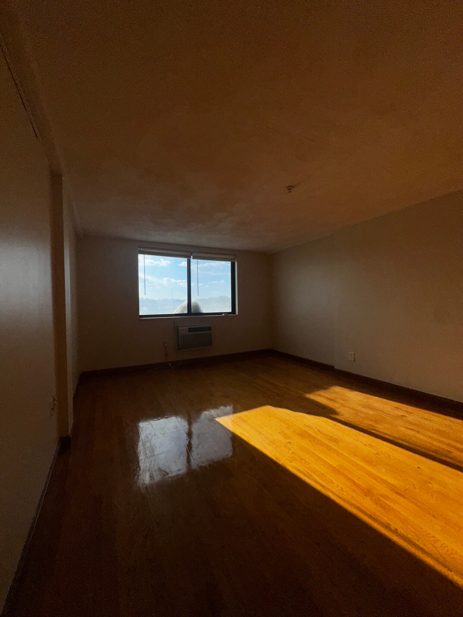 Building Photo - 1110 Commonwealth Ave