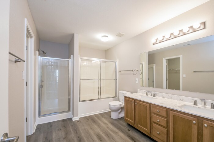 Building Photo - 1334 Mulberry Ct