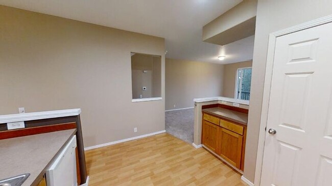 Building Photo - Coming Soon! Dual Master Bedrooms in a Lig...