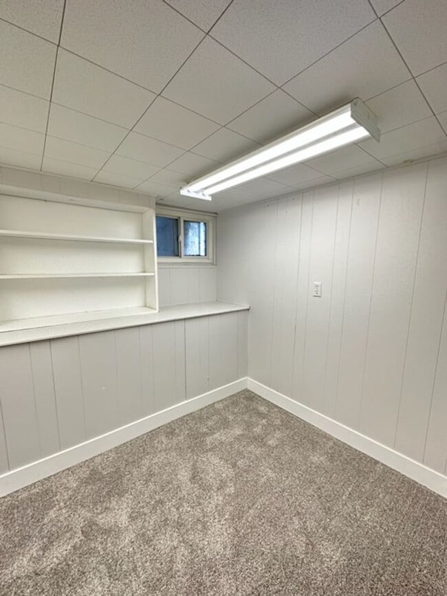Building Photo - 2928 W Lehi Dr