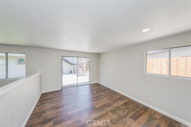 Building Photo - 10360 Amherst Ave