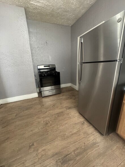 Building Photo - 11346 Belleterre St